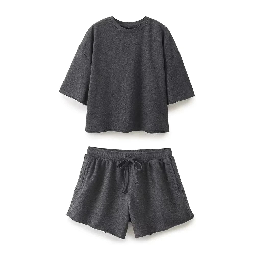 Top Loose T-shirt and Shorts