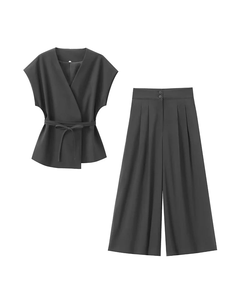 Sleeveless Sets